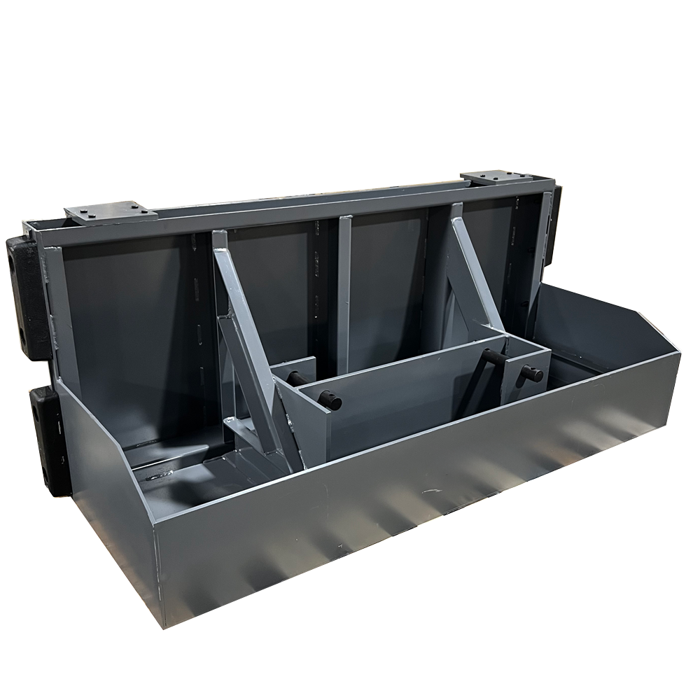 60 X 29.25 COMPACTOR RAM W BLADE SHOES